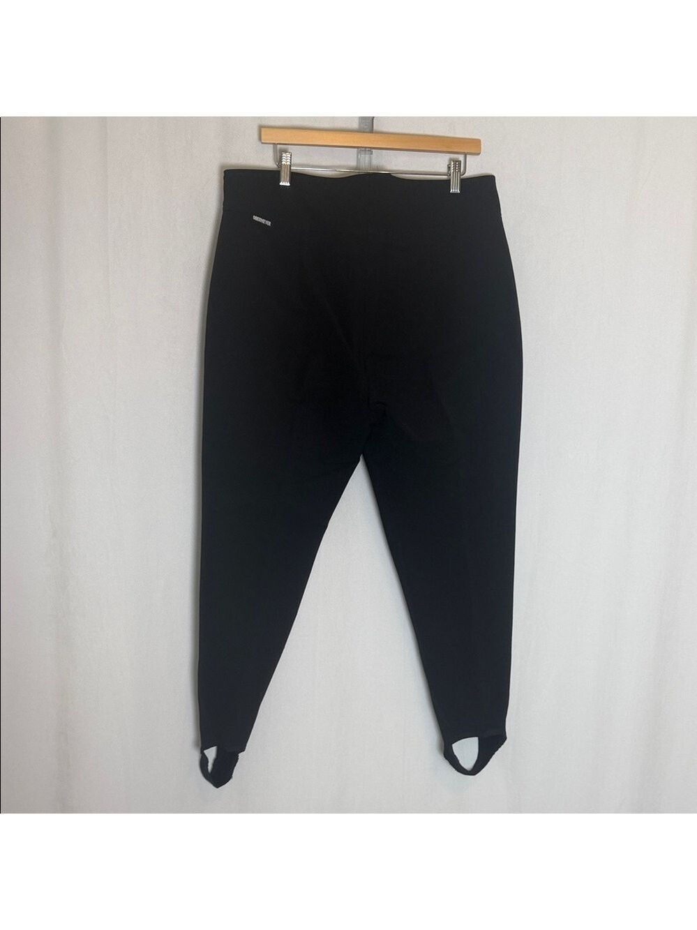 Obermeyer Women's Black Wool Blend Soft Shell Stirrup Pants Size 18 Vintage